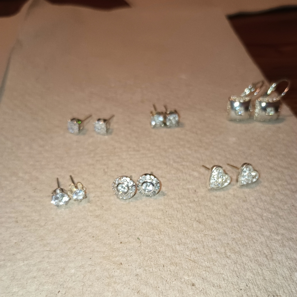 Earrings! - Picture 2 of 4